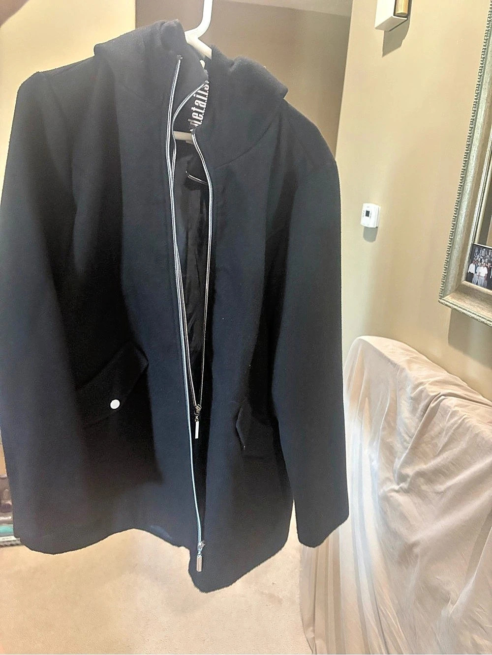 Women's Black Hooded Jacket Size XL Like New